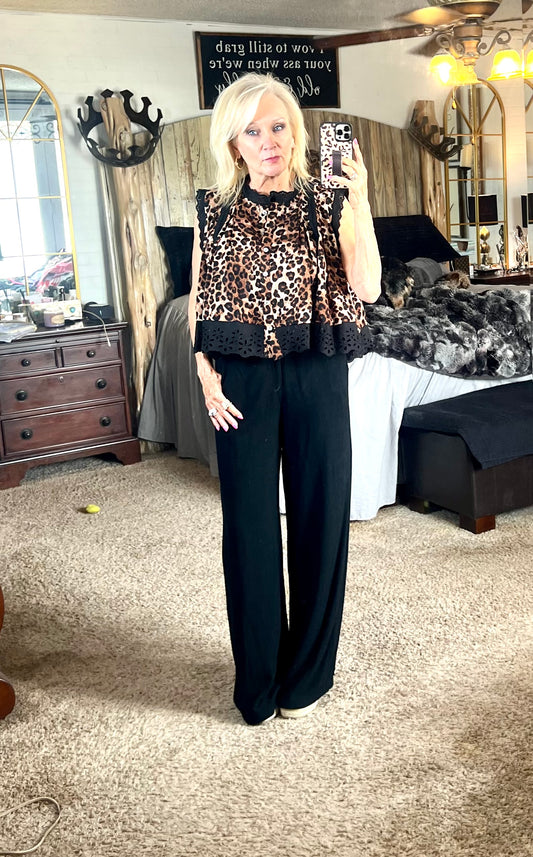 Sleeveless black and cheetah top