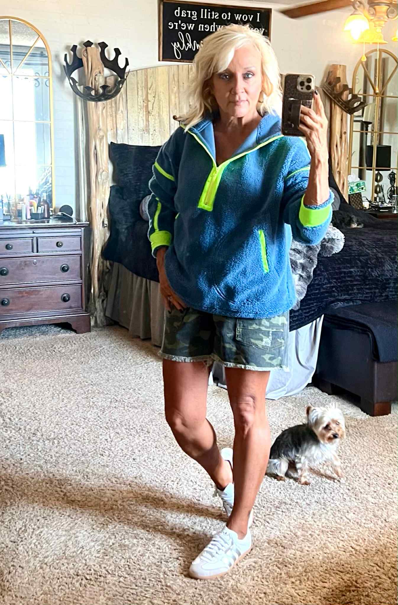 Fleece zipper pullover