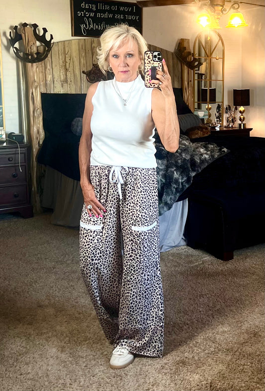 Animal print  wide leg pant