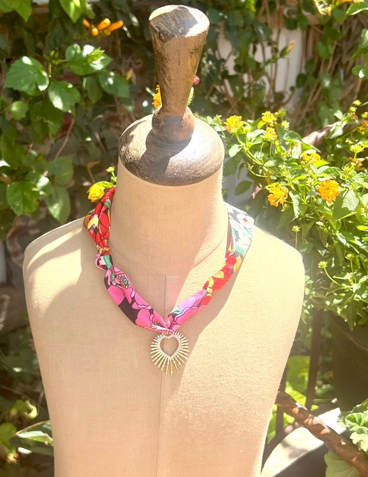 Scarf necklace