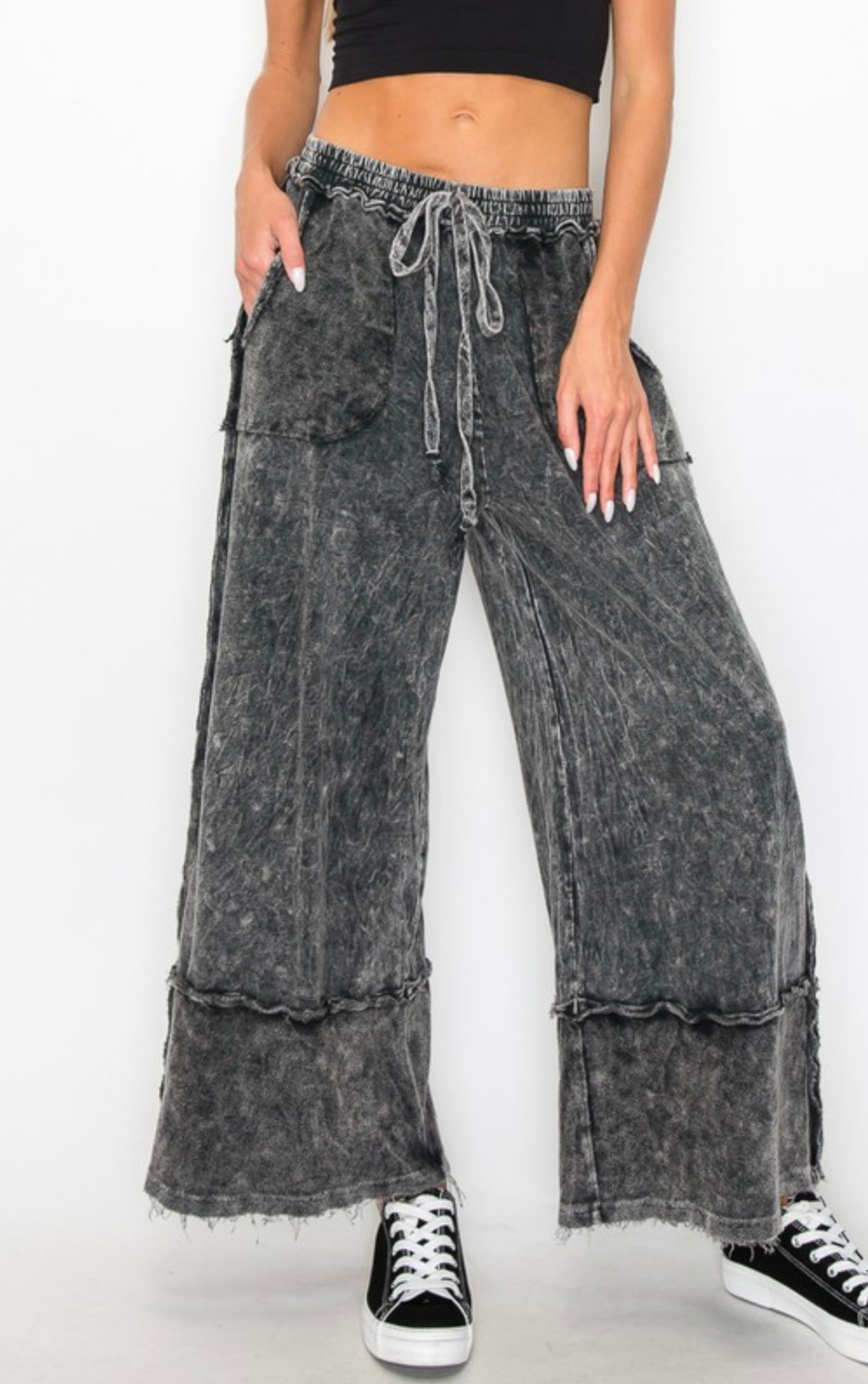 Mineral washed wide leg pant