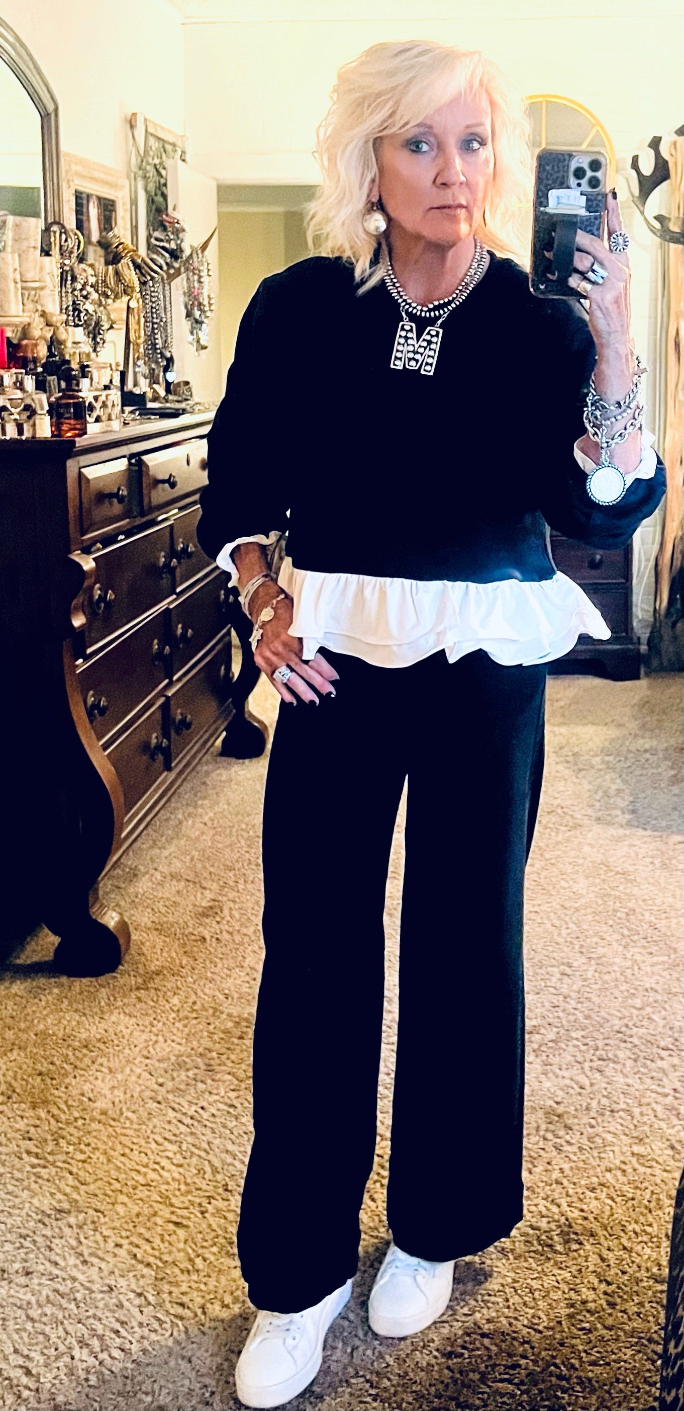 Ruffled sweatshirt