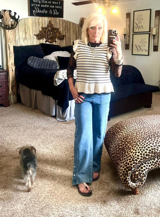 Black and cream stripped sweater