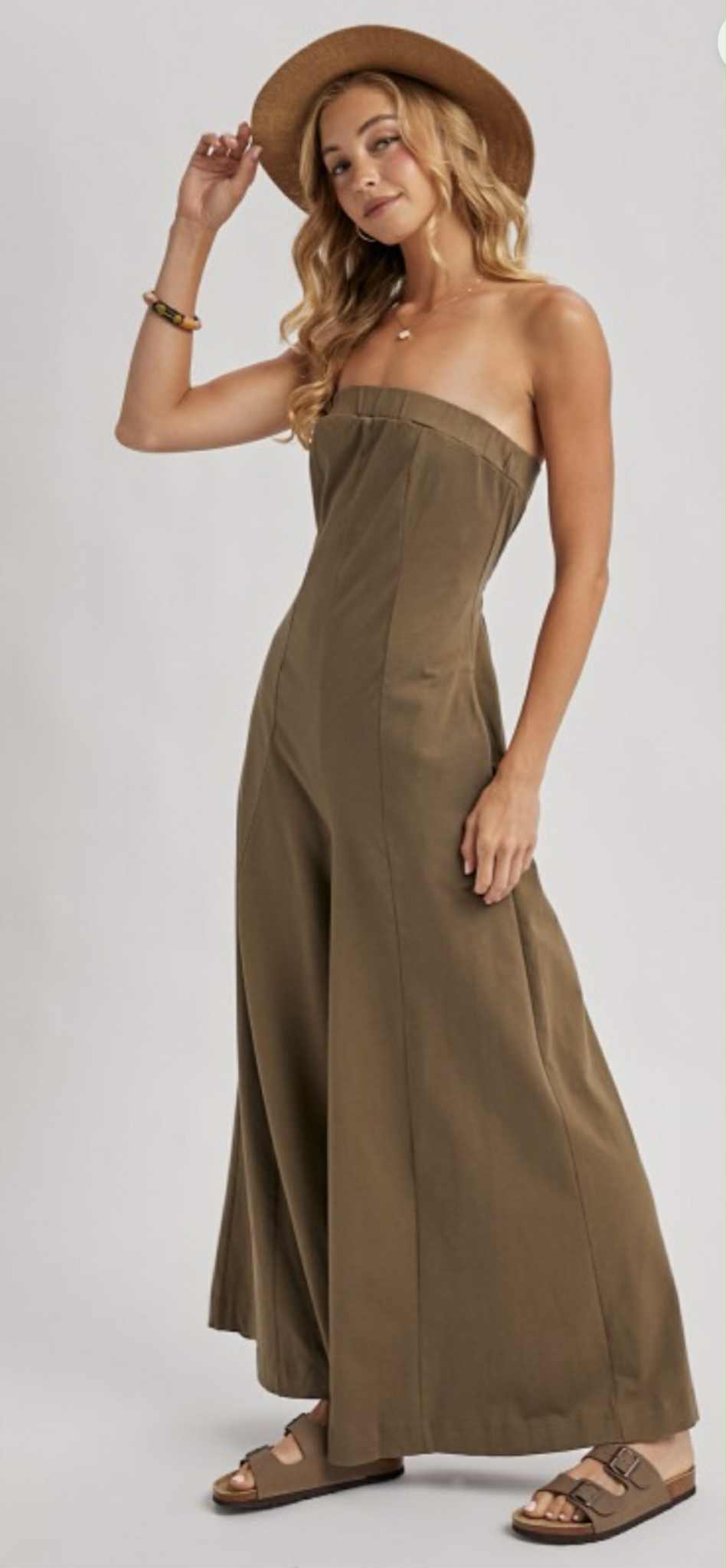 Sleeveless wide leg jumpsuit